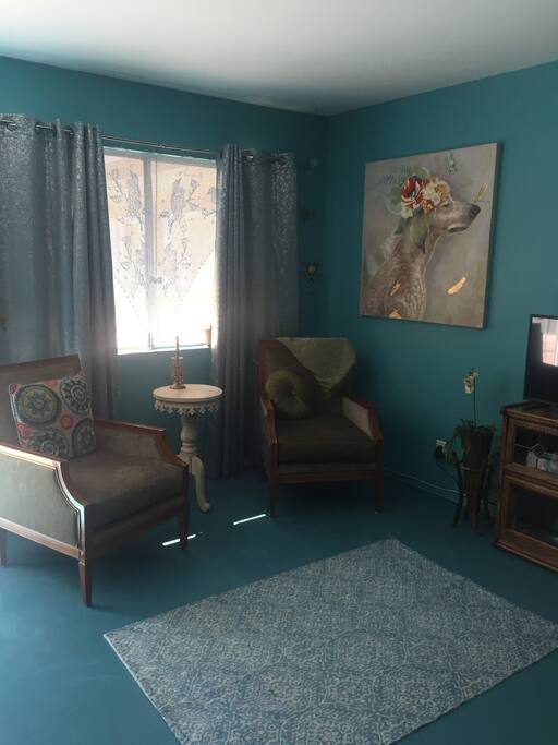 Seating area.