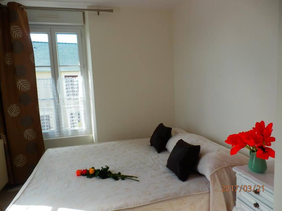 chambre lit royal