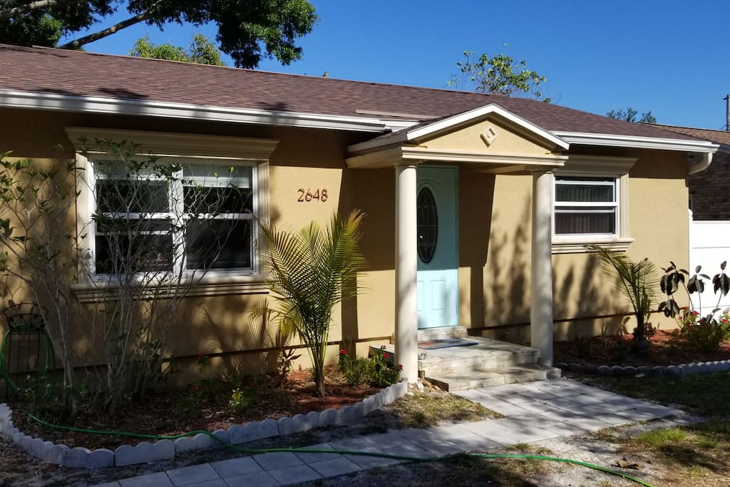 Cute Gulfport Bungalow