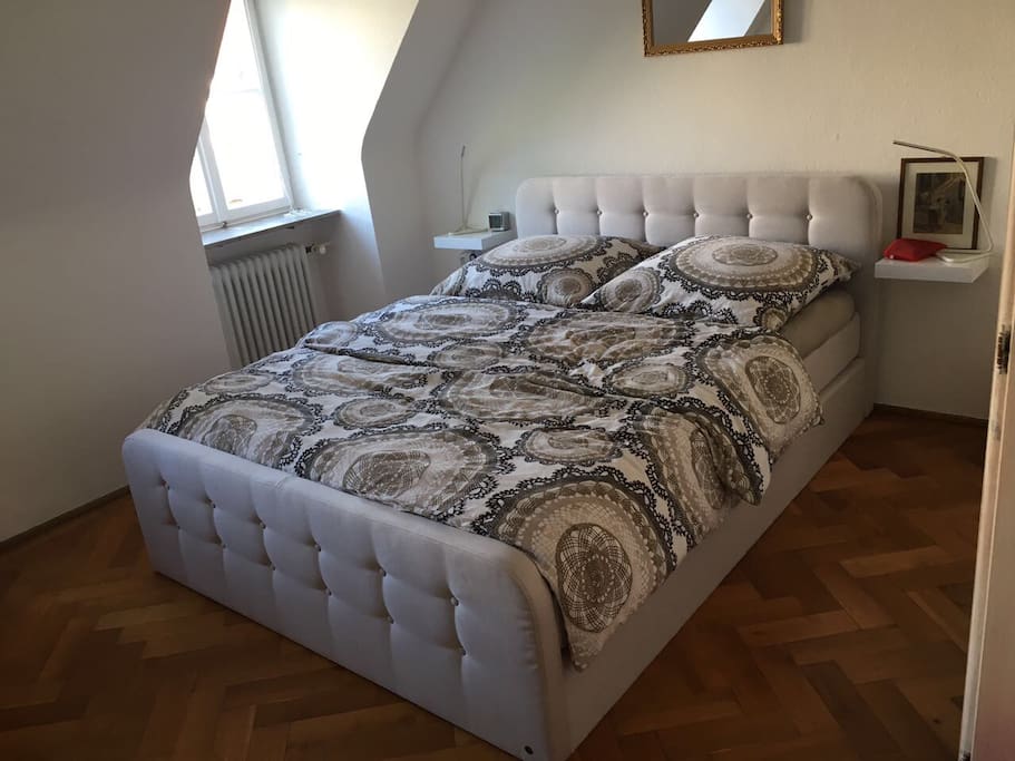 Schlafzimmer, Boxspringbett: 160x200cm