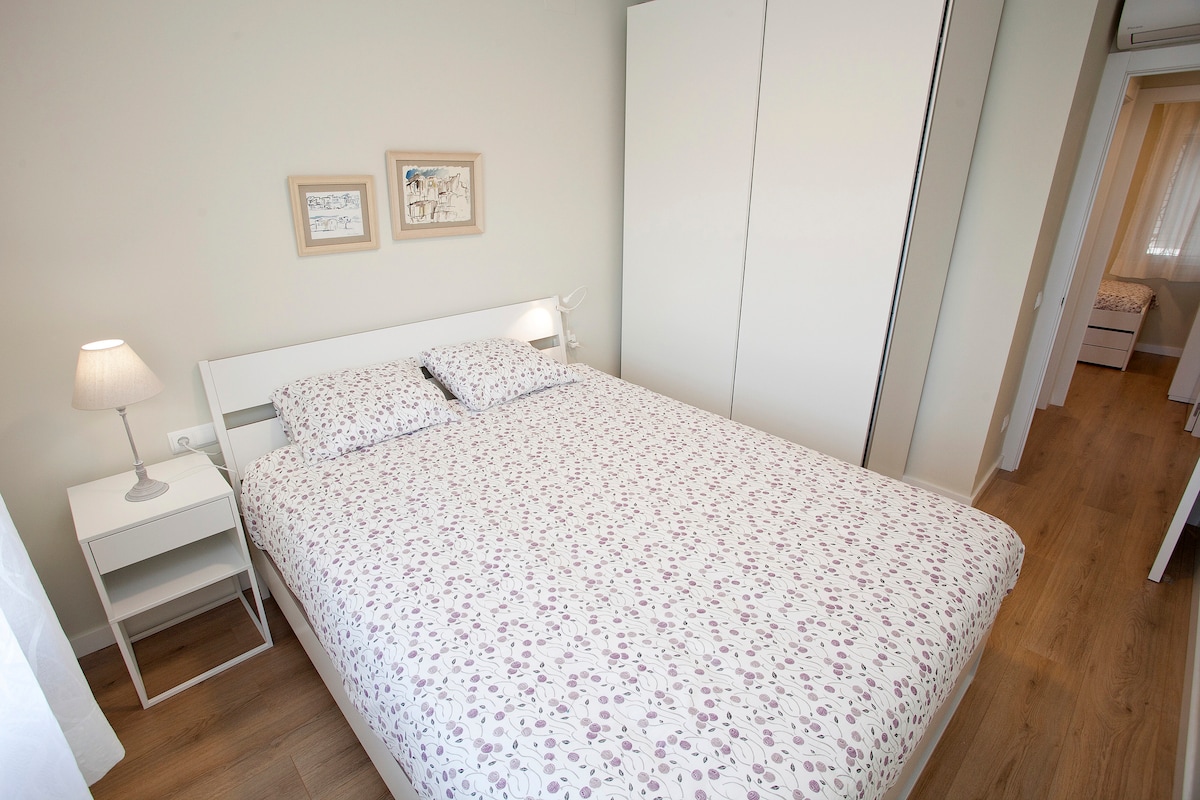 Habitación 1: cama de matrimonio