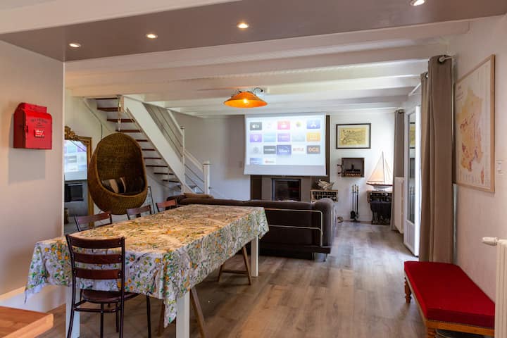 La Maison Aux Volets Rouges-60 Mètres Du Port Etel - Étel