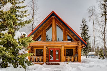 ❤Rustic Chalet Perfect Getaway for Groups❤