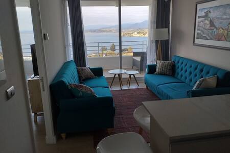 Dpto. con vista al mar y piscina temperada, Concón