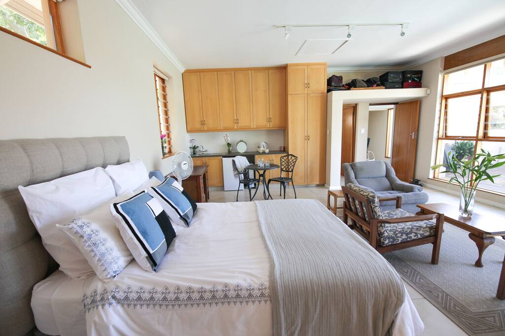 Studio bedroom