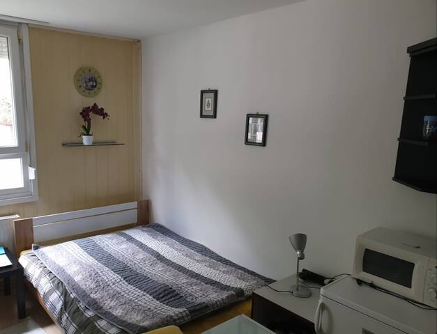 Place for two / 5min to train/bus station