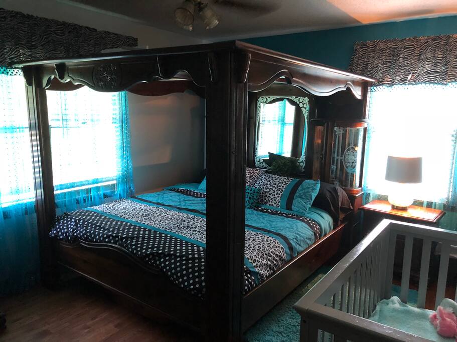 Guest Bedroom with Crib