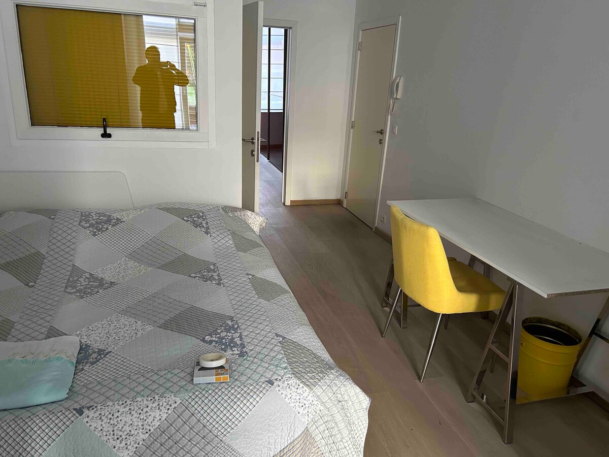 Kitanda cha watu wawili