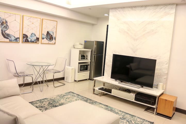 Luxury 2 BRs QSquare Taipei Main Station (3 people