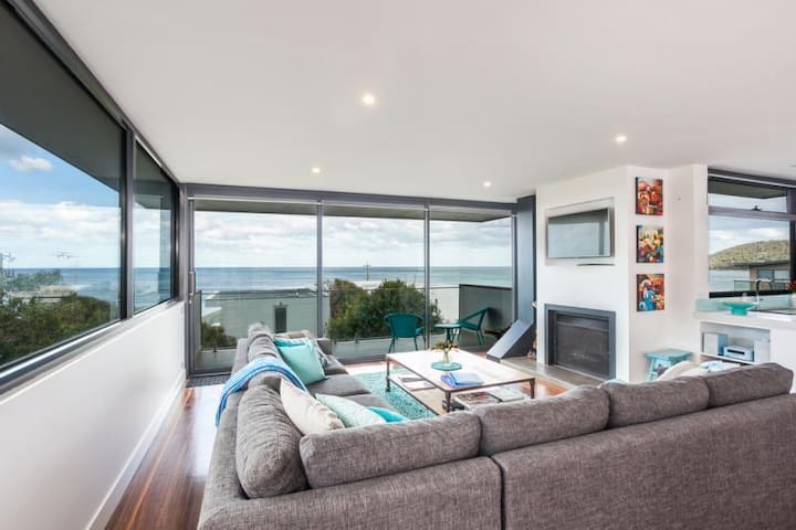 Ingleburn – Original Beach Cottage