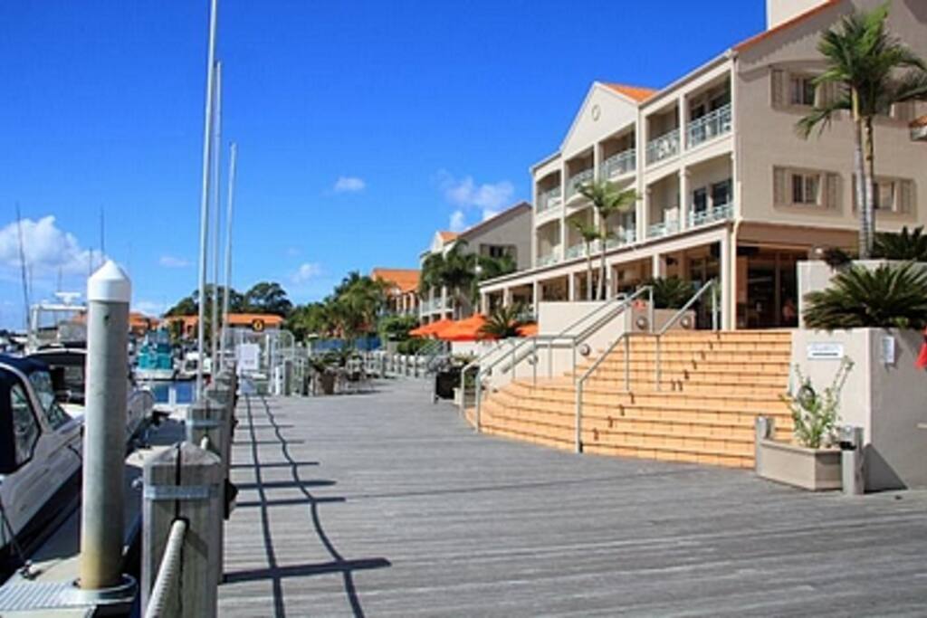 Hope Island Wharf