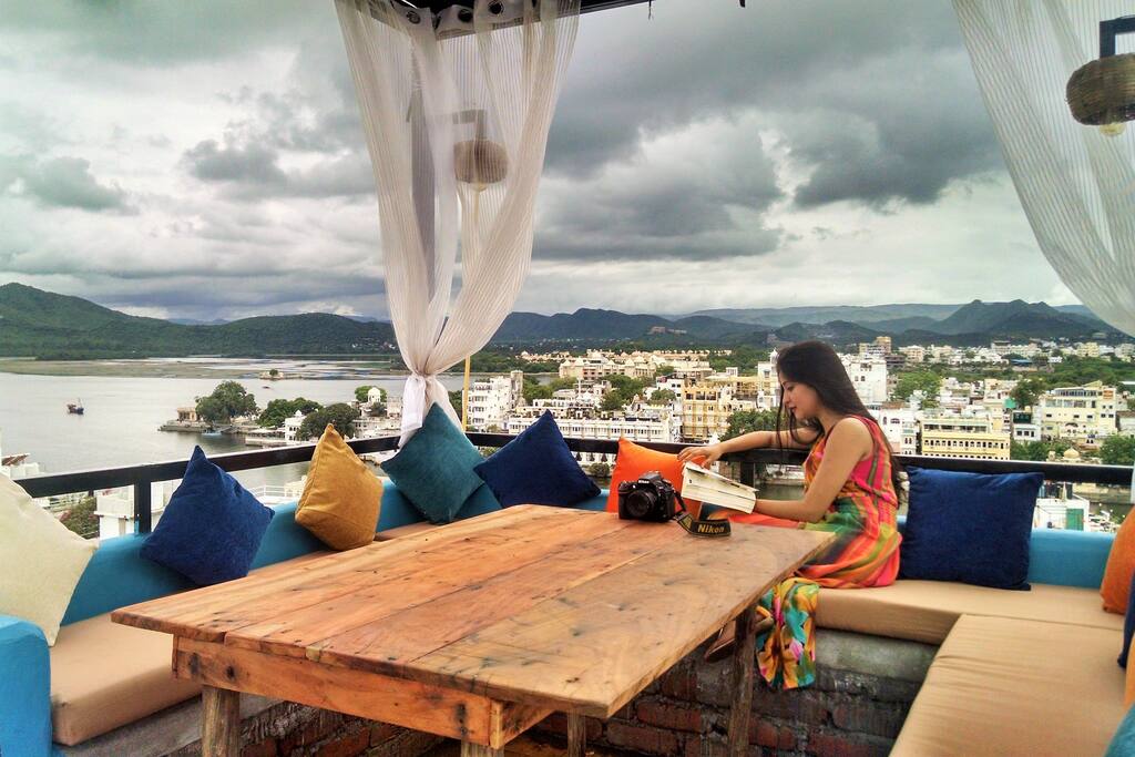 Highest Rooftop Restro in old city