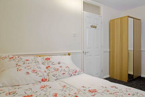 House located in a quiet peaceful residential area