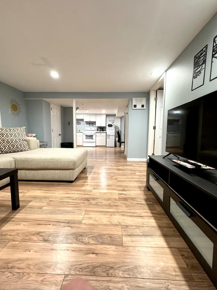 Newly Renovated Personal Apartment In Long Island - Roslyn, WA