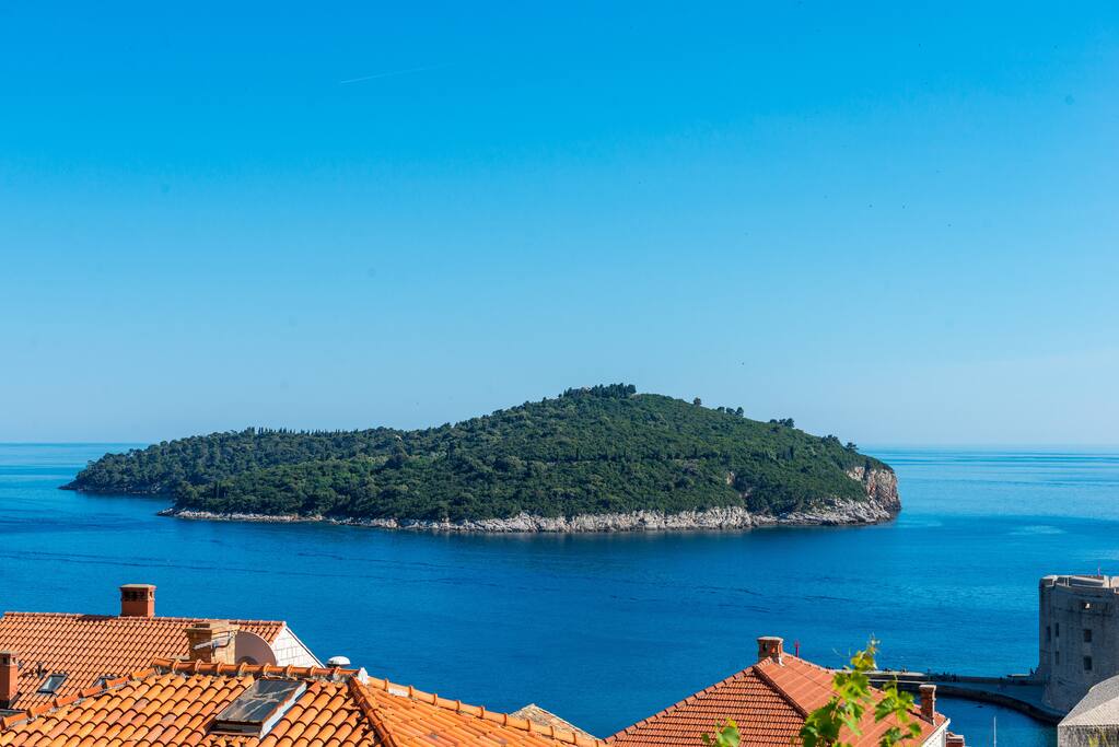 Enjoying a central location in the historic core of Dubrovnik