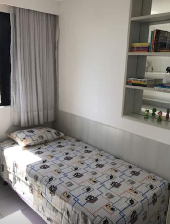 Spavaća soba 2 (krevet za jednu osobu s dodatnim prekrivačem)