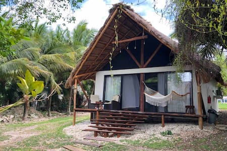 Private Tropical bungalow, front lagoon + kayak