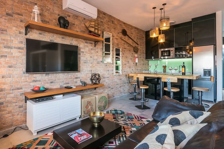 Merc Porto Ribeira’s Up Place Vista Expetacular!