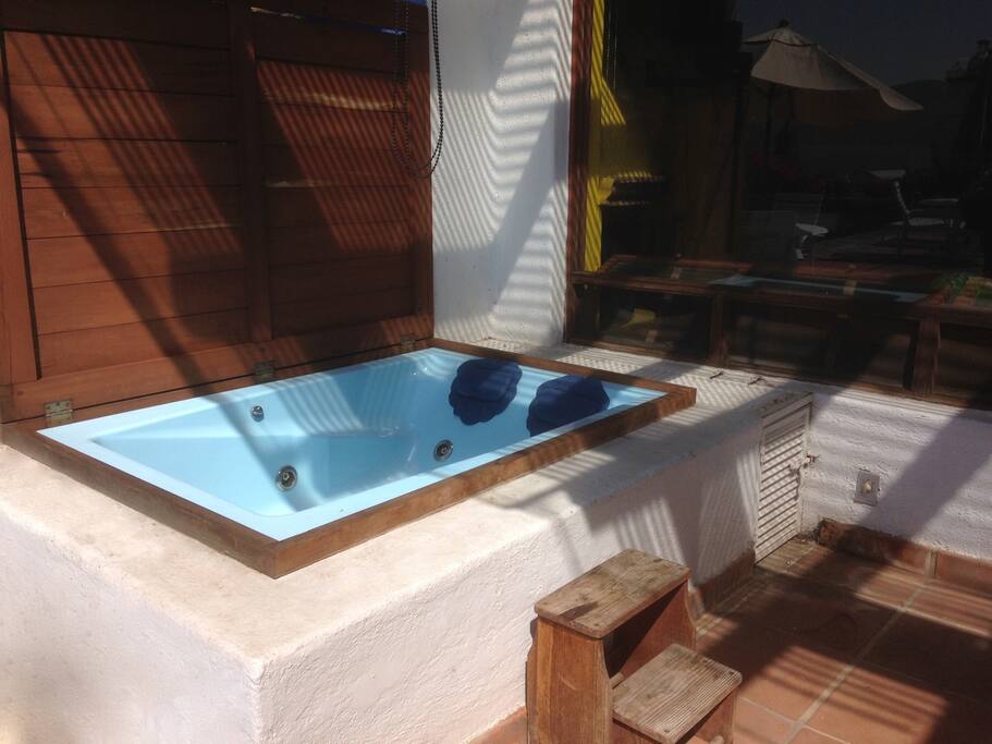Jacuzzi