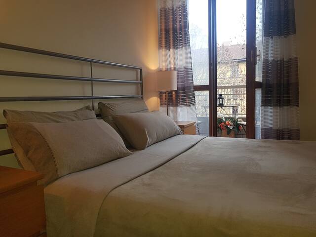 Big Private Room@Milano City Center