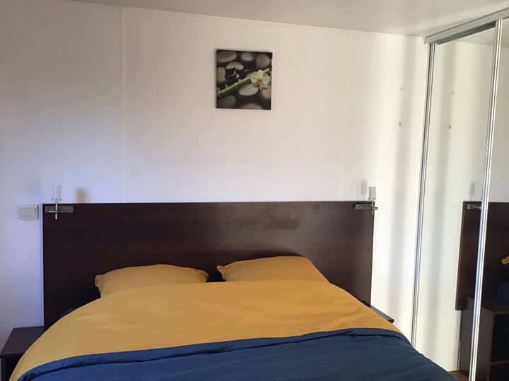 Dormitorio 1 con armario