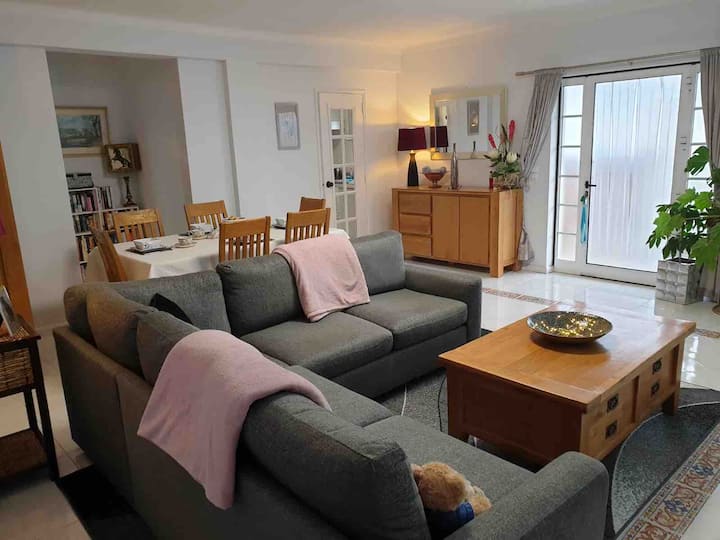 Villa Maria Near Beach, Lagoon And Cities - Room B - Caldas da Rainha
