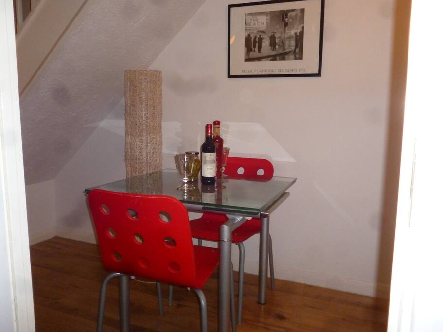 Open Plan dining lounge area