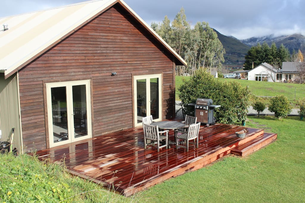 Large outdoor deck for BBQ or just enjoy the view.