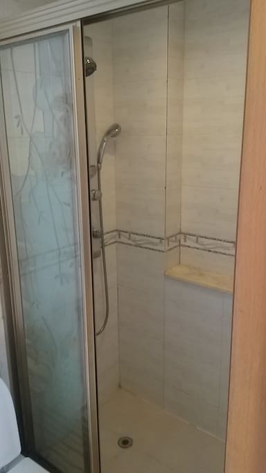 En-suite bathroom - shower