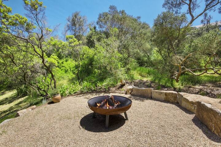 BLAIRGOWRIE POOLSIDE….resort style living gallery image 2