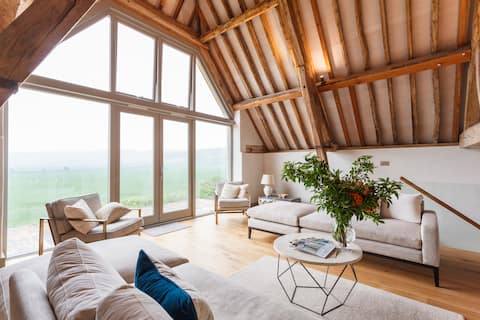Converted Barn in the Rural Wiltshire Countryside