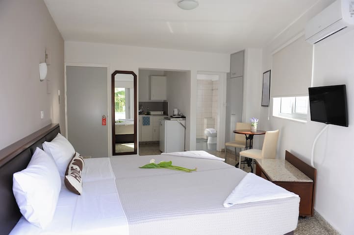 Airbnb Ayia Napa Ferienwohnungen Unterkunfte Famagusta