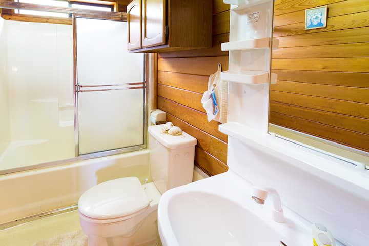 バスルーム（2F）