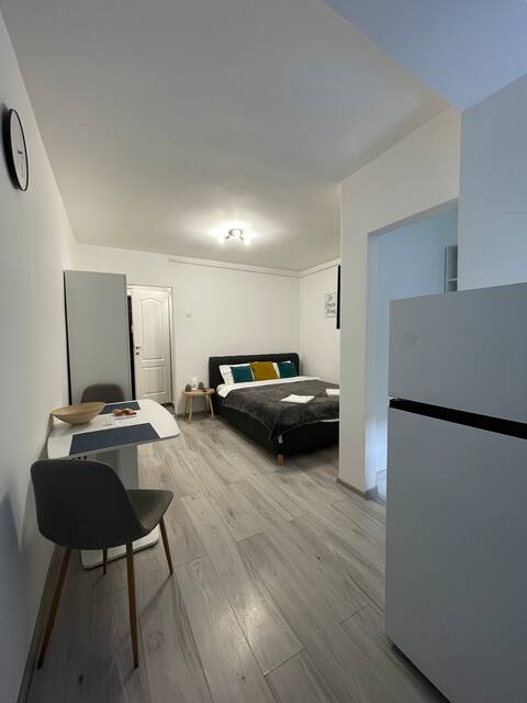 Cozy Studio 1 Bedroom Nearby Hospital