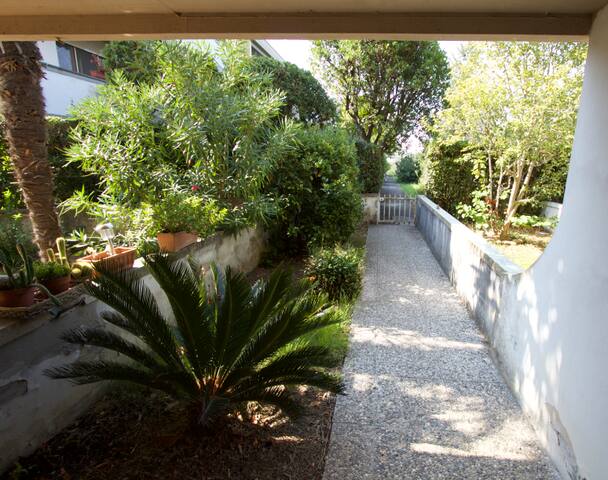 listing_image