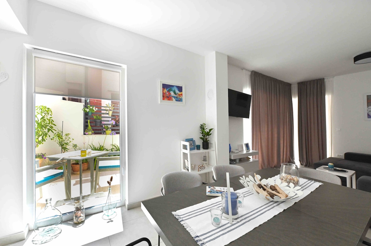 Dining area image 3 at Apartment Festini – Spacious apartment in central Pag in Pag