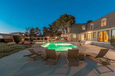 Peaceful Palace: Book 3 Nights Get 4th Night FREE