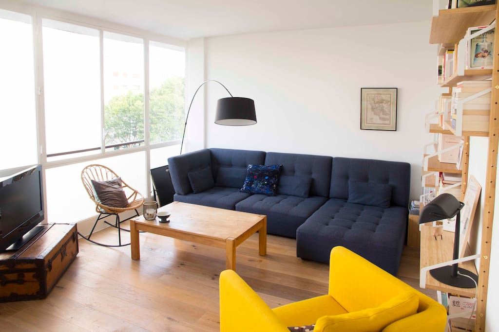 Coin salon / TV