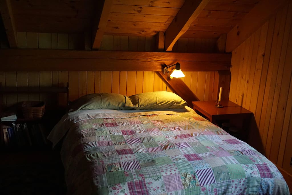 The double bed in Ida's Nest
