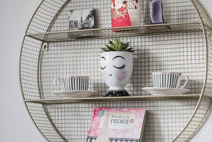 Four Bedroom House In-Unit Washer Combo NYC gallery image 5