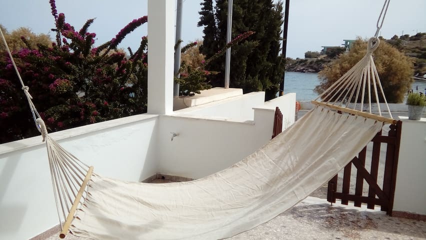House 20m from the beach(Syros island)