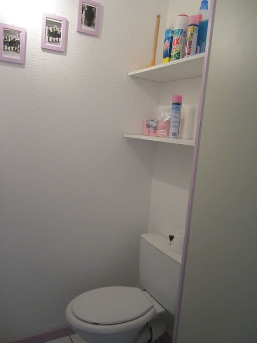 Toilettes séparées