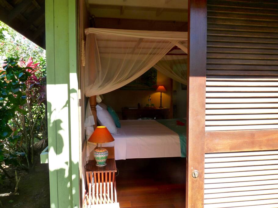 Entrée privée / Private entrance