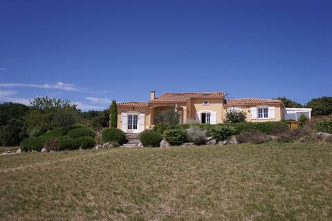Bright villa in Provencal Drome (kids welcome)