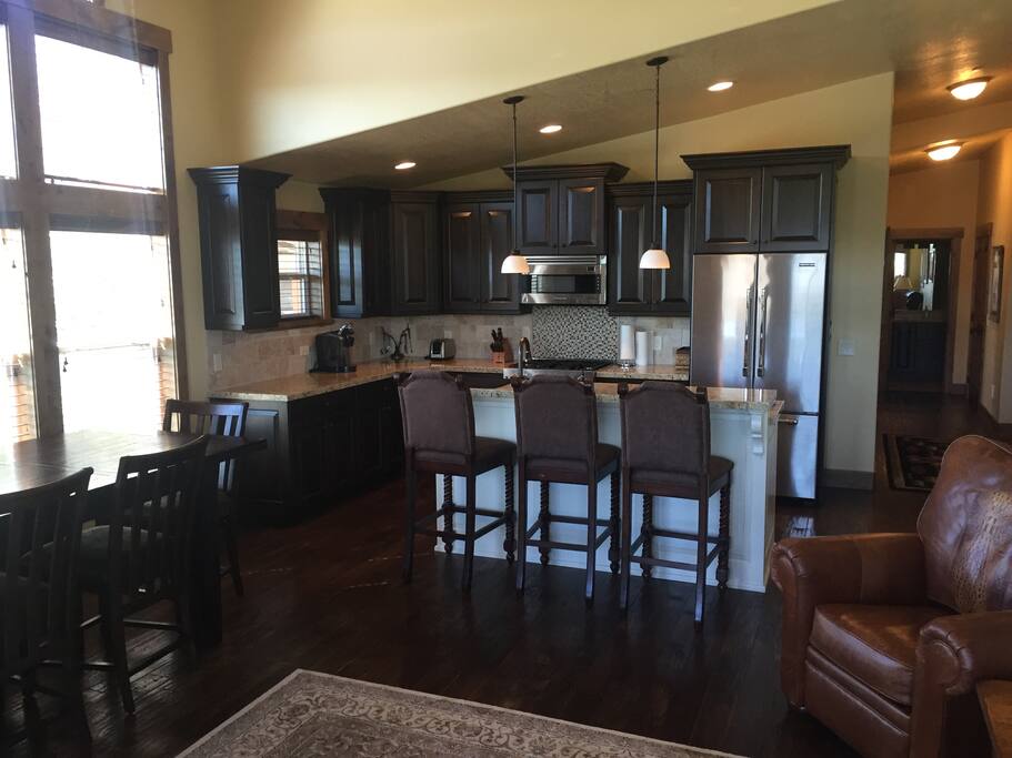 Kitchen with 3 Bar Stools