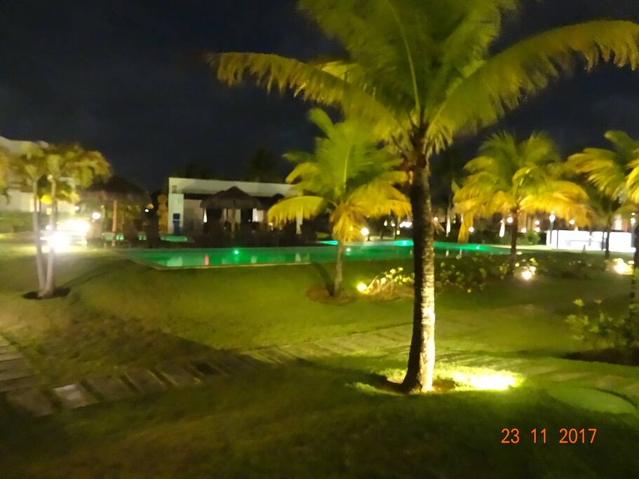Vista noturna da varanda