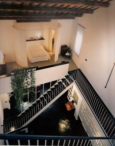 Luxury “Hay Loft” in the Heart of Trastevere gallery image 4