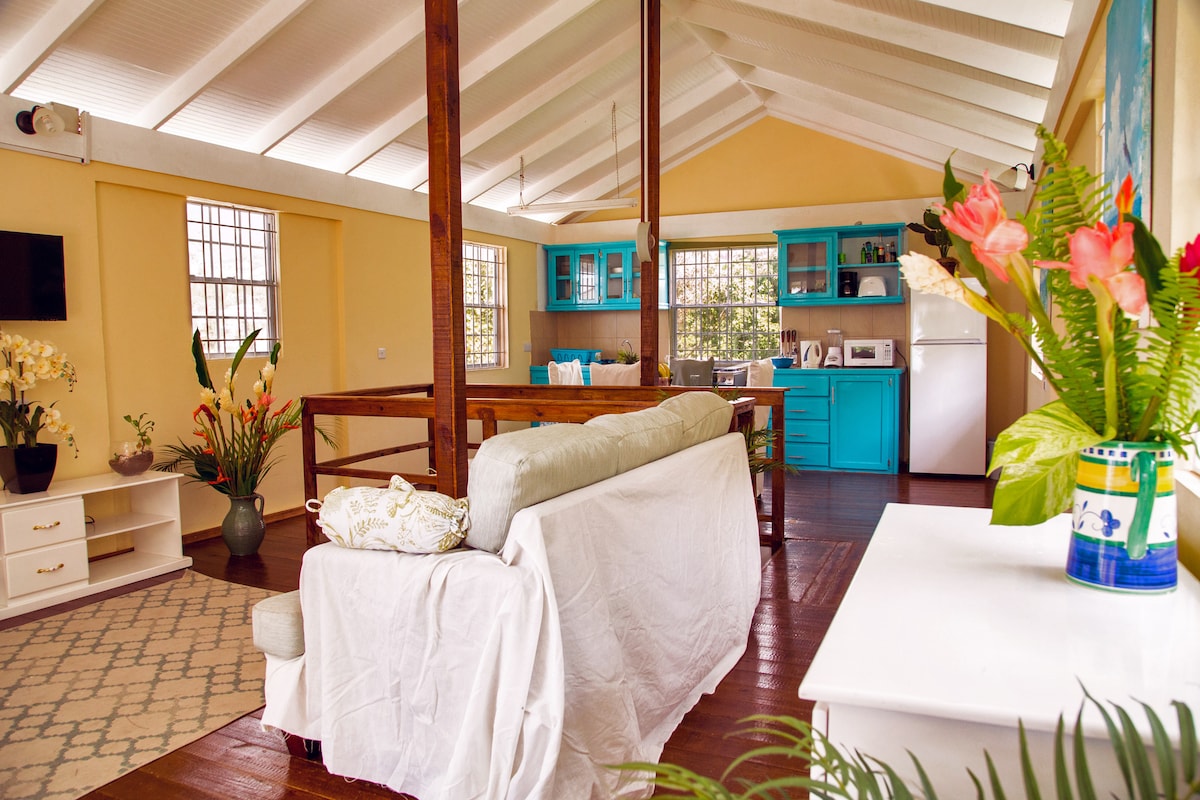 נוף למטבח מהמרפסת