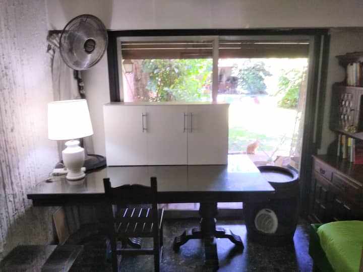 Квартира с 1 спальней на цокольном этаже в Acassuso