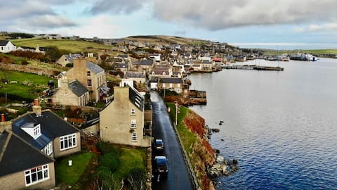 Stromness Home with a View